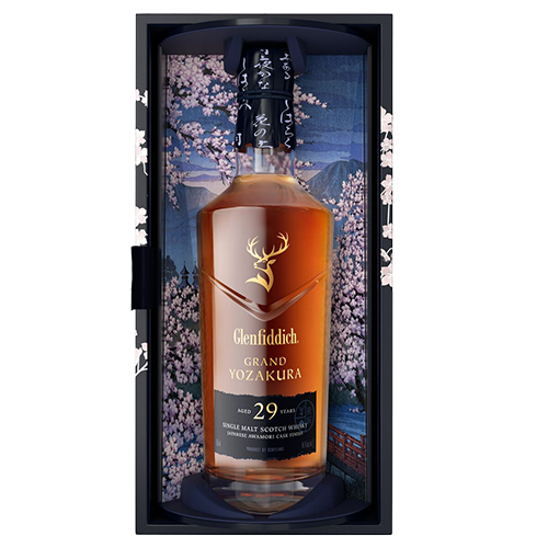 Glenfiddich Grand Yozakura botella en estuche