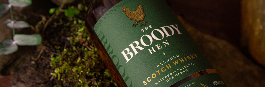 Nuevo whisky mezclado escocés The Broody Hen